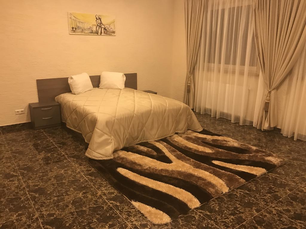 Arka Hotell Mažeikiai Eksteriør bilde