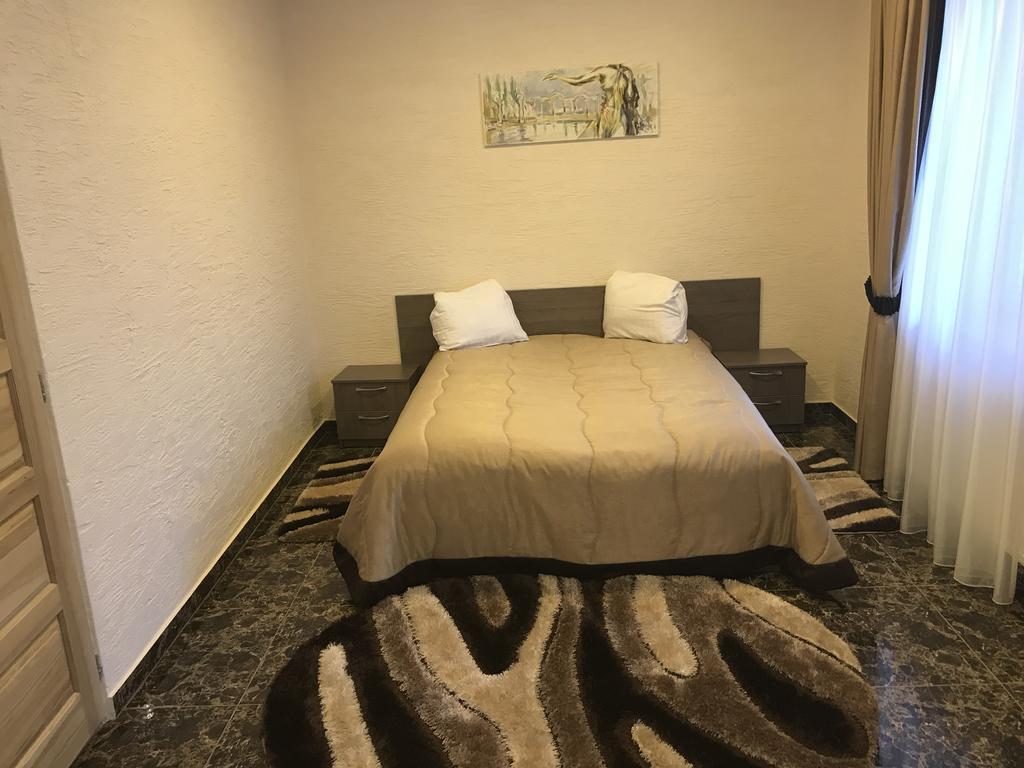 Arka Hotell Mažeikiai Eksteriør bilde