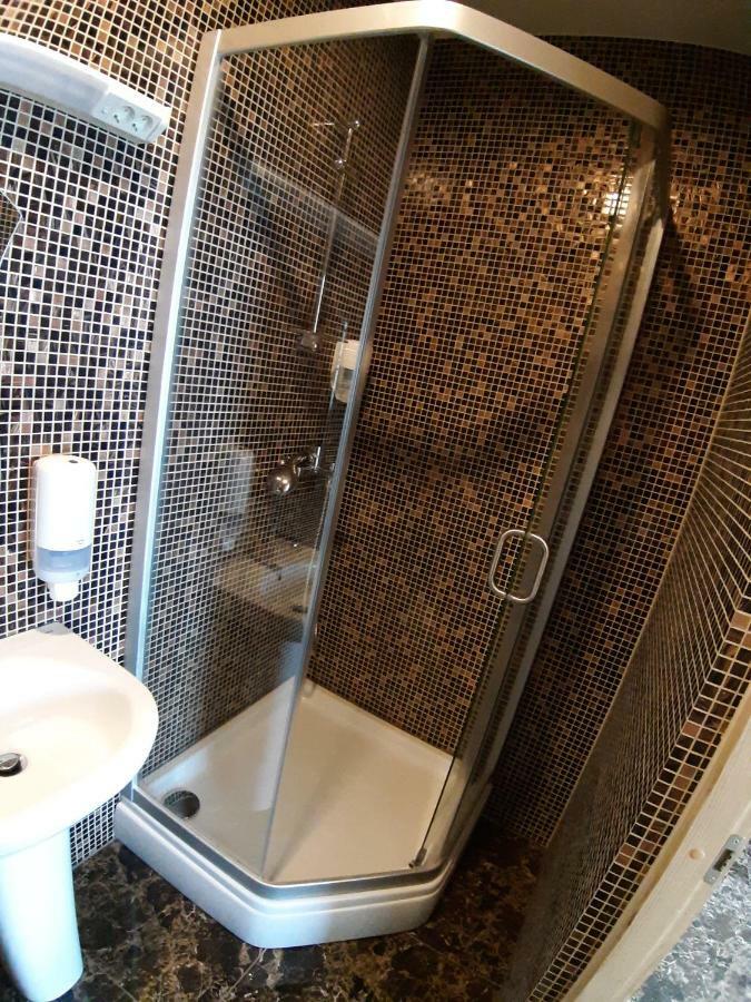 Arka Hotell Mažeikiai Eksteriør bilde