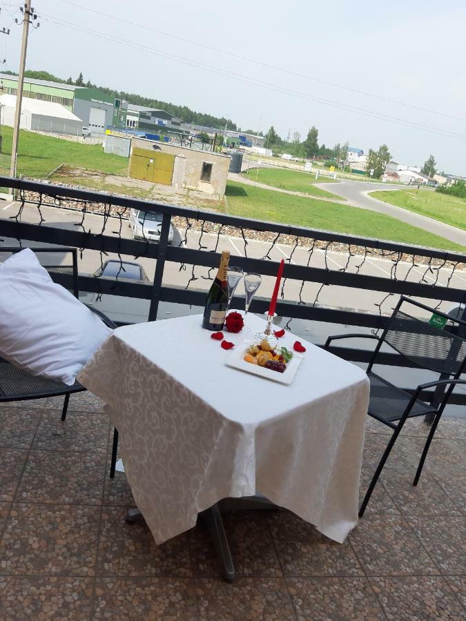 Arka Hotell Mažeikiai Eksteriør bilde