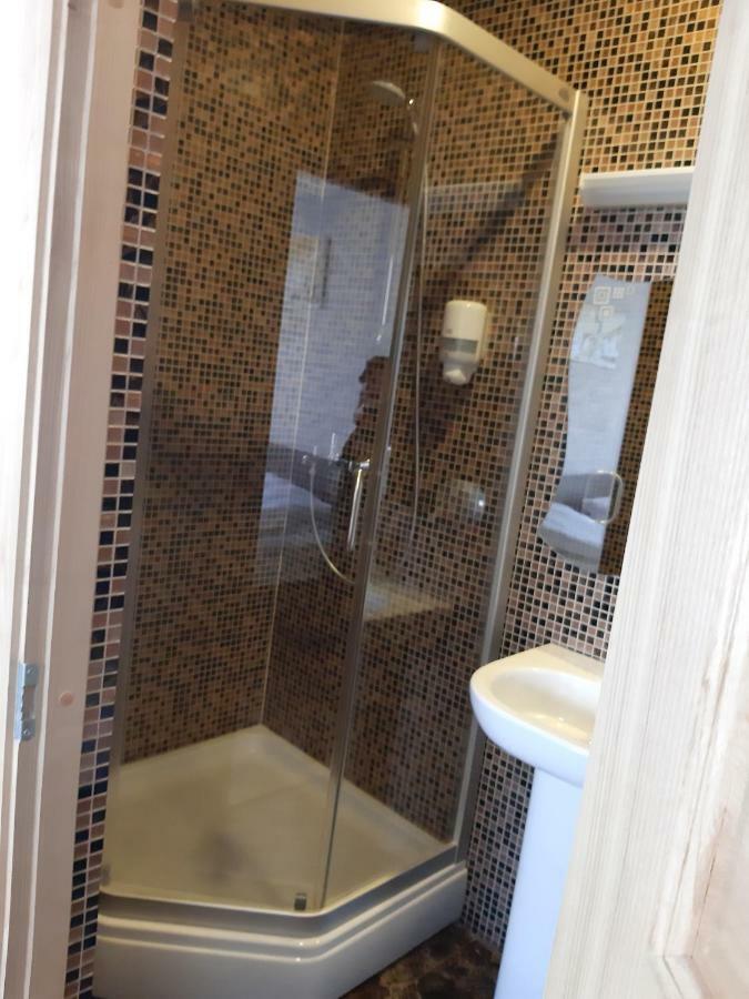 Arka Hotell Mažeikiai Eksteriør bilde